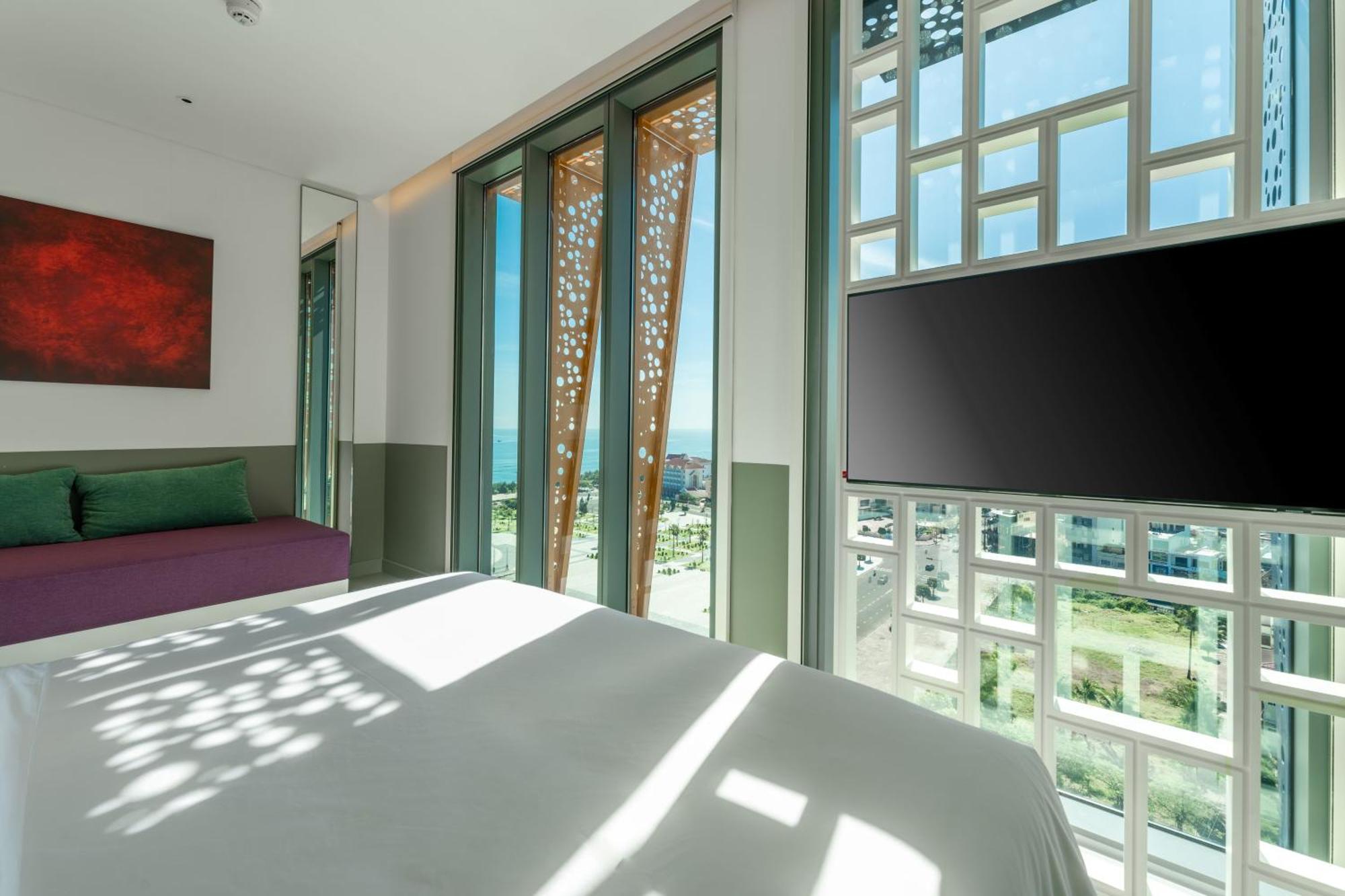 Wink Hotel Tuy Hoa Beach - 24Hrs Stay & Rooftop Pool Bar 外观 照片