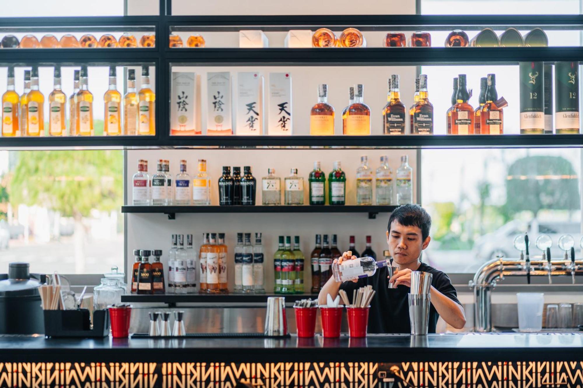 Wink Hotel Tuy Hoa Beach - 24Hrs Stay & Rooftop Pool Bar 外观 照片
