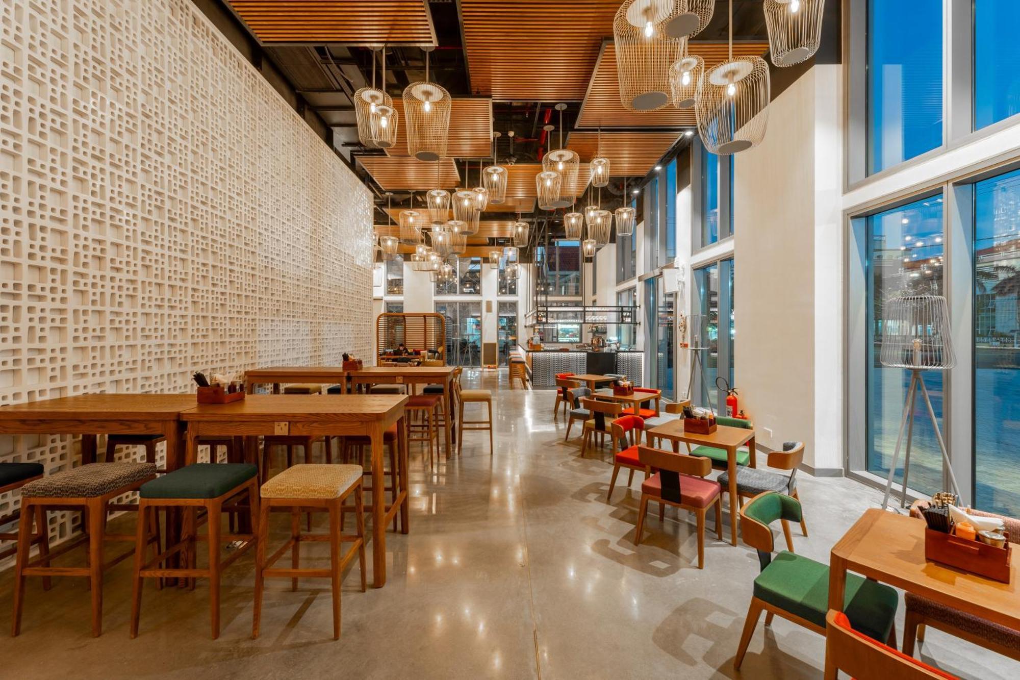 Wink Hotel Tuy Hoa Beach - 24Hrs Stay & Rooftop Pool Bar 外观 照片